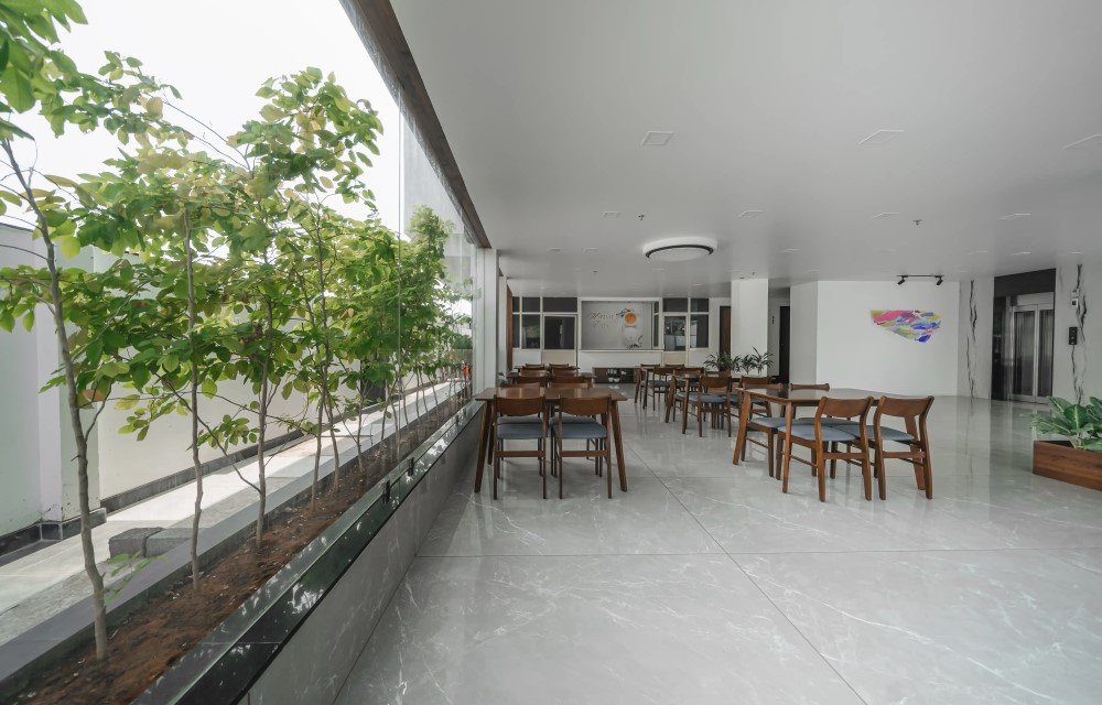 Merlot Leisures Weekend vs Weekday Stays in Rushikonda: How Timing Impacts Your Hotel Choice Image